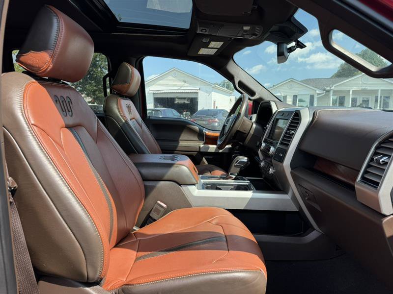 Used 2019 Ford F150 King Ranch w/ Equipment Group 601A Luxury AWD/4WD image 17