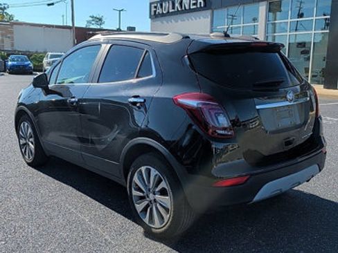 Used 2020 Buick Encore Preferred FWD image 7