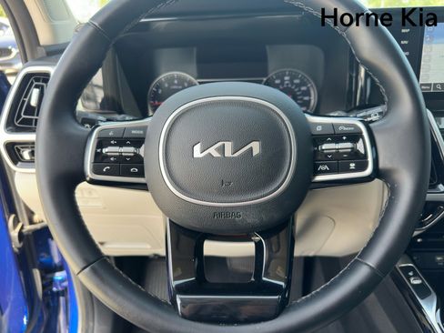 Used 2022 Kia Sorento SX FWD image 12