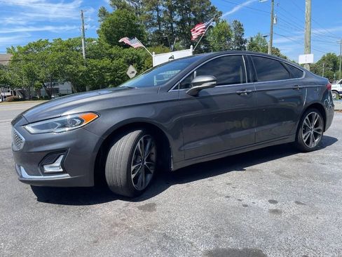 Used 2020 Ford Fusion Titanium AWD/4WD image 4