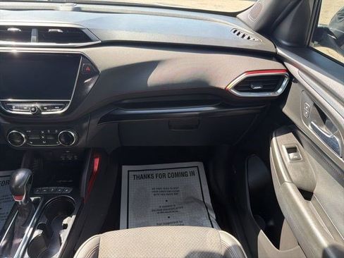 Used 2021 Chevrolet TrailBlazer RS w/ Technology Package FWD image 20