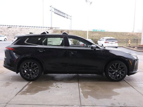 New 2026 Toyota Crown Signia image 5