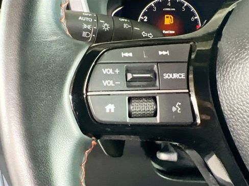 Certified 2025 Honda Pilot Sport image 17