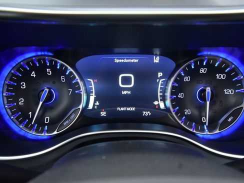 New 2026 Chrysler Pacifica Limited w/ S Appearance Package image 32