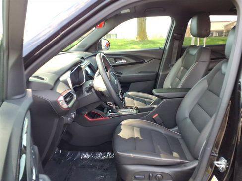 Used 2023 Chevrolet TrailBlazer RS w/ Convenience Package FWD image 25