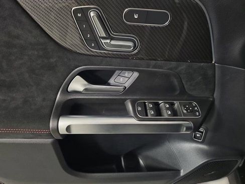 New 2025 Mercedes-Benz GLB 35 AMG 4MATIC image 20