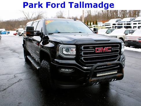 Used 2017 GMC Sierra 1500 SLE image 9