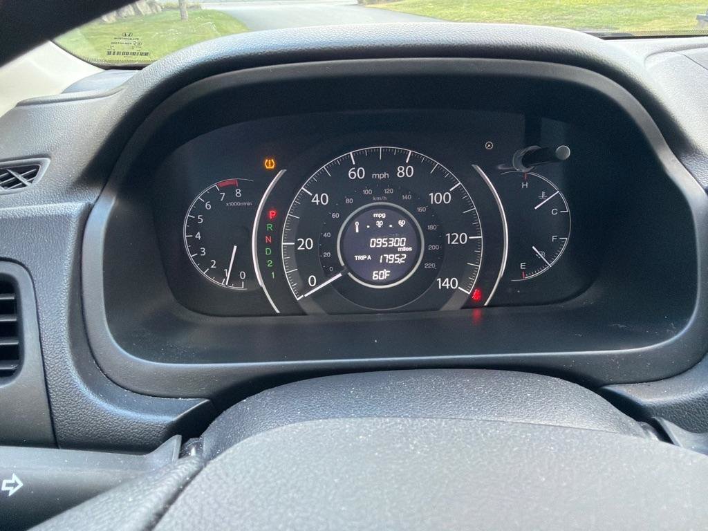 Used 2014 Honda CR-V LX image 16