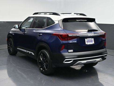 Used 2022 Kia Seltos Nightfall Edition AWD/4WD image 5