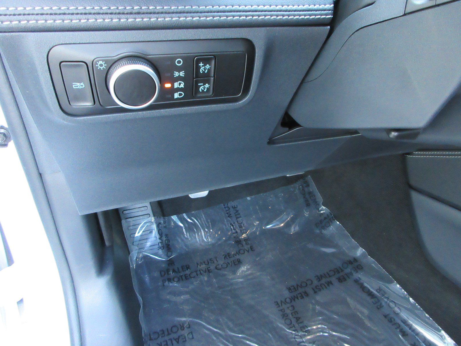 Used 2025 Ford Mustang GT Premium RWD image 28