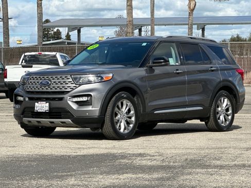 Certified 2022 Ford Explorer Limited w/ Equipment Group 301A image 9