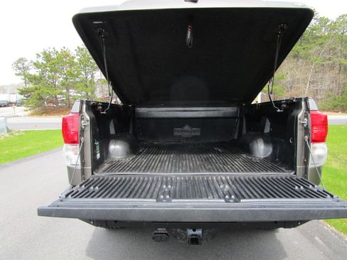 Used 2013 Toyota Tundra 4x4 Double Cab w/ TRD Off-Road Pkg image 11