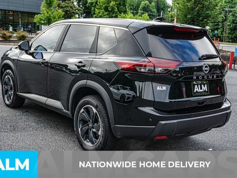 Used 2025 Nissan Rogue SV FWD image 5