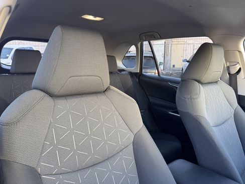 Certified 2022 Toyota RAV4 XLE image 20