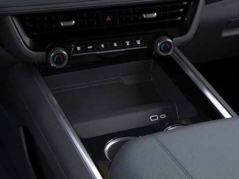 New 2026 Chevrolet Suburban LS image 44