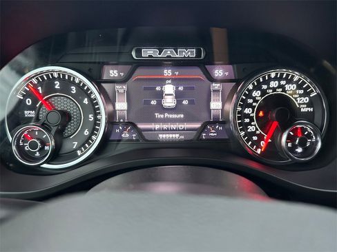 Used 2022 RAM 1500 Big Horn image 24