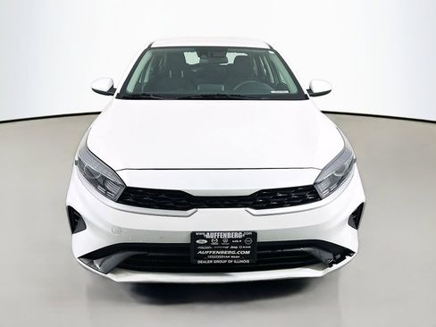 Used 2022 Kia Forte LXS FWD image 2