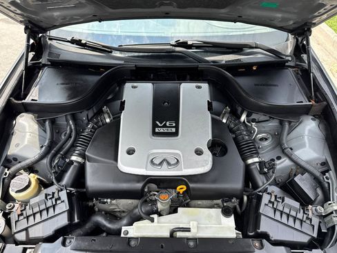 Used 2015 INFINITI Q40 AWD w/ Navigation Package image 6