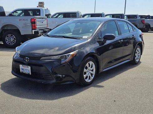 Used 2024 Toyota Corolla LE FWD image 4