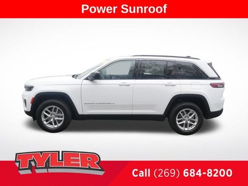 New 2026 Jeep Grand Cherokee Laredo X AWD/4WD image 4