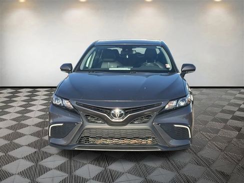 Used 2024 Toyota Camry SE w/ Convenience Package image 2