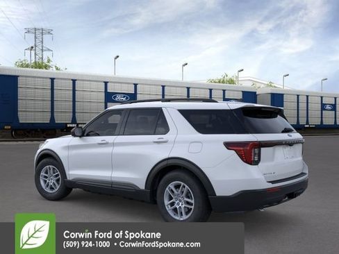 New 2026 Ford Explorer Active AWD/4WD image 6