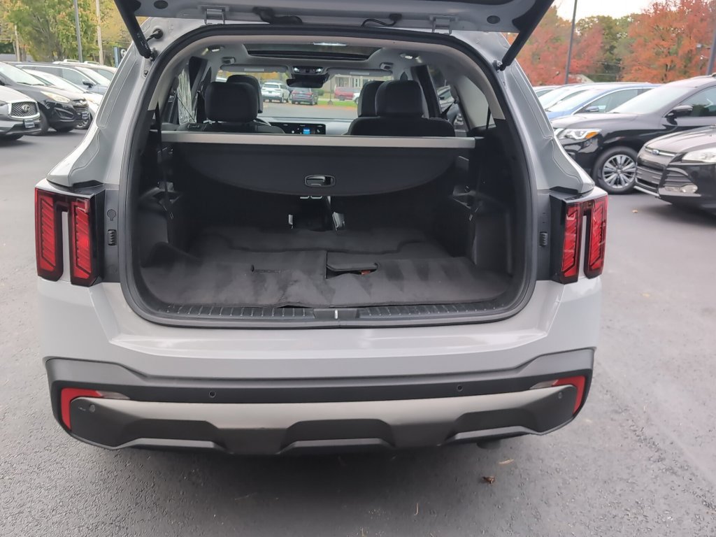Used 2024 Kia Sorento X-Line EX AWD/4WD image 11