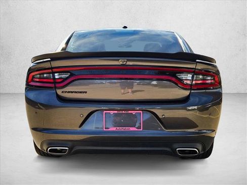 Used 2022 Dodge Charger SXT w/ Blacktop Package image 7