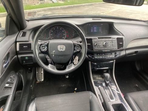 Used 2017 Honda Accord Sport image 17