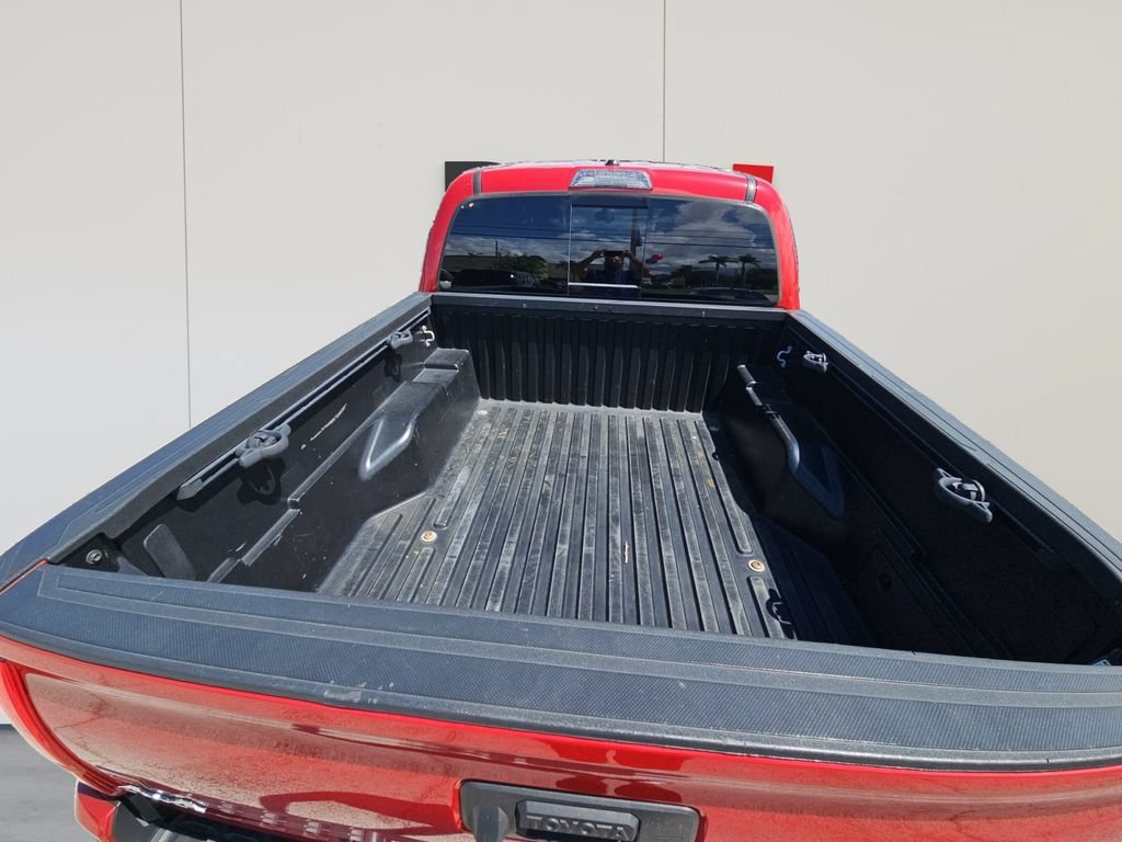 Used 2023 Toyota Tacoma SR5 AWD/4WD image 18