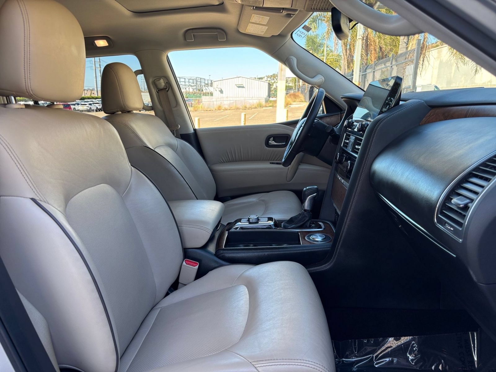 Used 2024 Nissan Armada SL RWD image 40