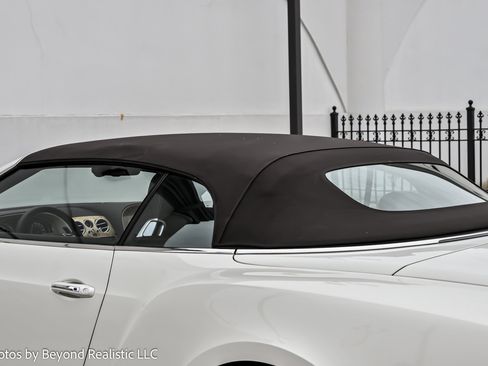 Used 2015 Bentley Continental GT Speed image 24