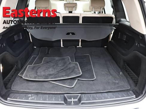 Used 2021 Mercedes-Benz GLB 250 4MATIC image 9