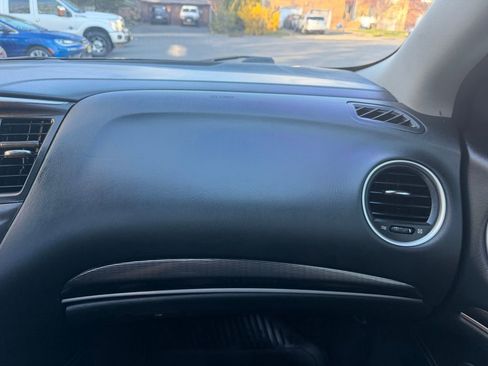 Used 2017 INFINITI QX60 Luxe image 29