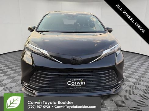 Used 2025 Toyota Sienna XLE w/ XLE Plus Package AWD/4WD image 2