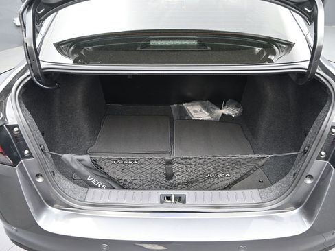 Used 2025 Nissan Versa S w/ Trunk Package image 11
