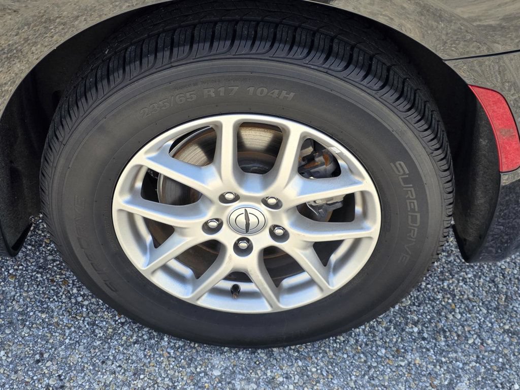 Used 2024 Chrysler Pacifica Touring-L FWD image 33