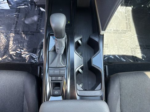 Used 2025 Toyota Camry LE FWD image 23