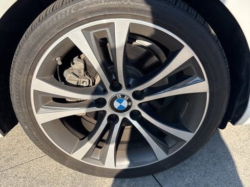 Used 2019 BMW 230i xDrive Convertible w/ Premium Package image 18