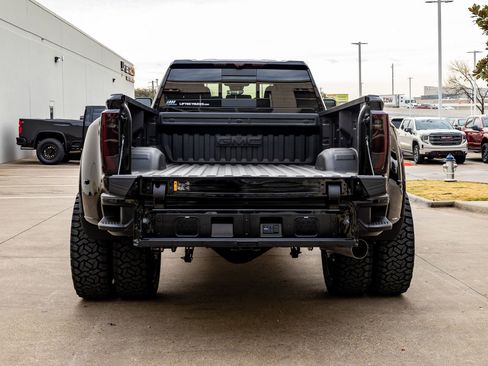 Used 2026 GMC Sierra 3500 Denali Ultimate w/ LPO, Black Badging Package image 9