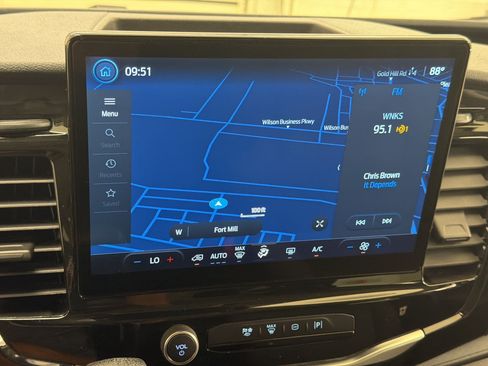 Used 2024 Ford Transit 350 XLT RWD image 21