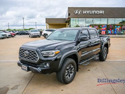 Used 2023 Toyota Tacoma TRD Off-Road w/ Technology Package AWD/4WD image 1