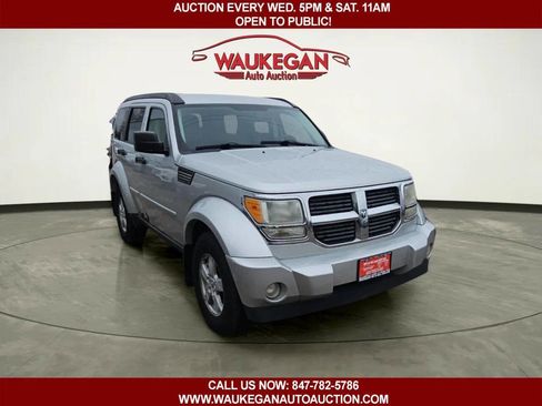 Used 2007 Dodge Nitro SXT image 3