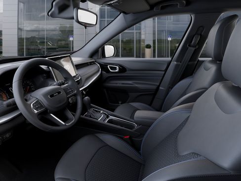 New 2026 Jeep Compass Latitude AWD/4WD image 21