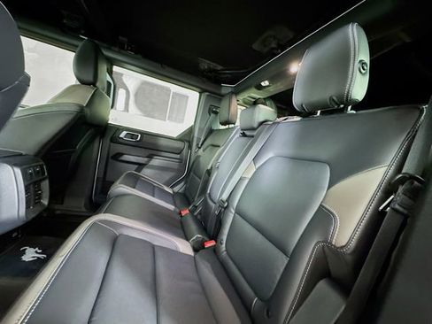 New 2025 Ford Bronco Outer Banks image 24