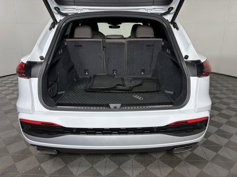 Used 2025 Audi Q5 Premium Plus w/ Premium Plus image 20