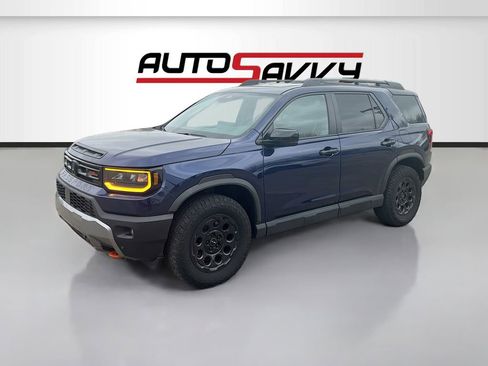 Used 2026 Honda Passport TrailSport image 3
