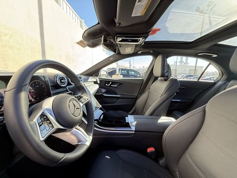 Used 2025 Mercedes-Benz C 300 C 300 image 5