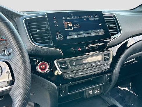 Used 2020 Honda Passport Touring image 14