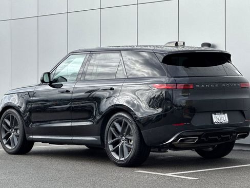 Certified 2024 Land Rover Range Rover Sport SE image 3